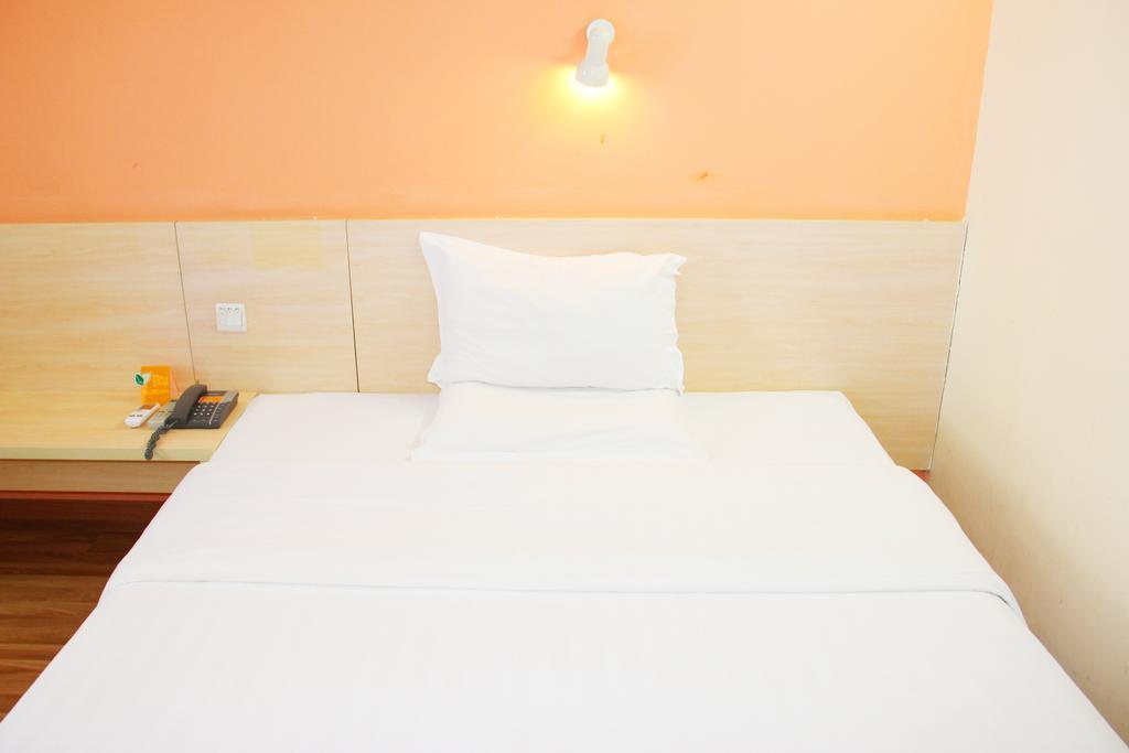 7Days Inn Guangzhou Longkou East Oda fotoğraf