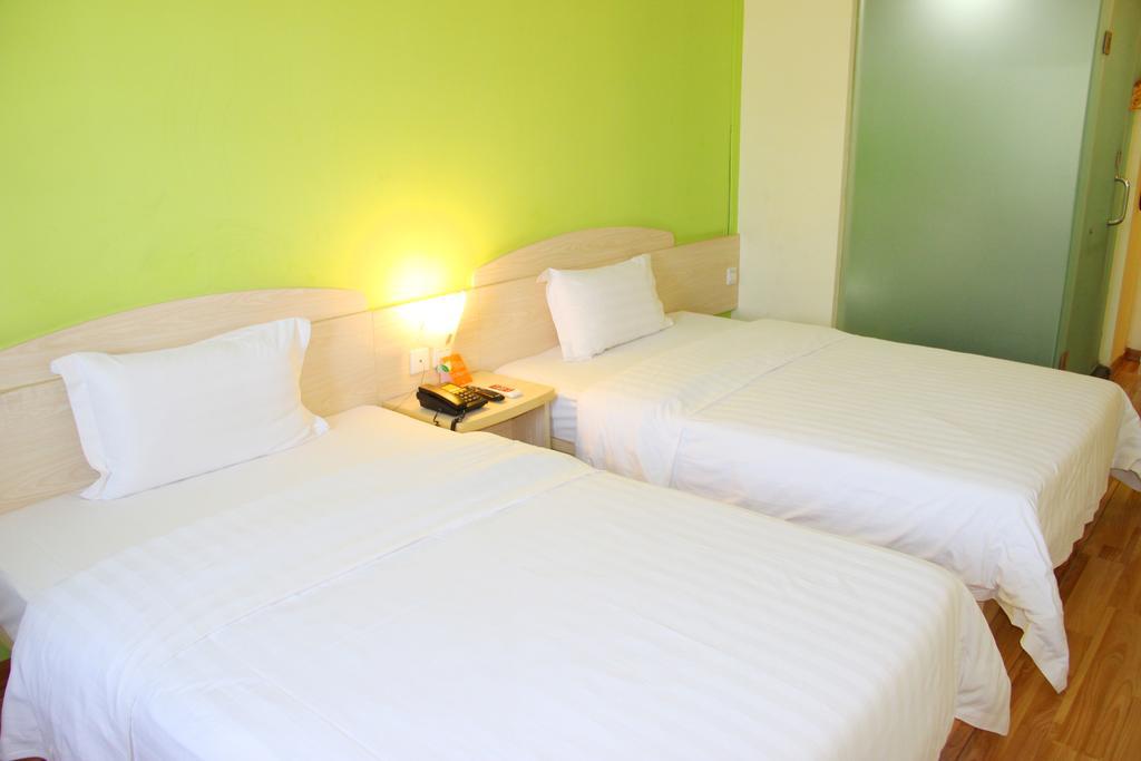 7Days Inn Guangzhou Longkou East Oda fotoğraf